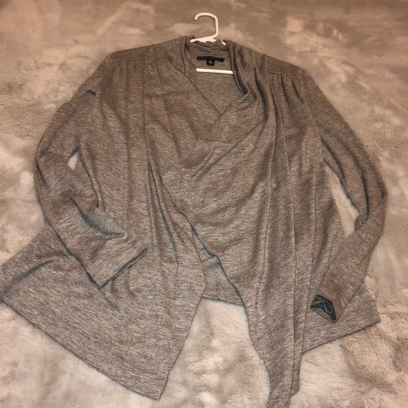 Banana Republic Grey Cardigan Soft Basic Chic - Picture 10 of 10
